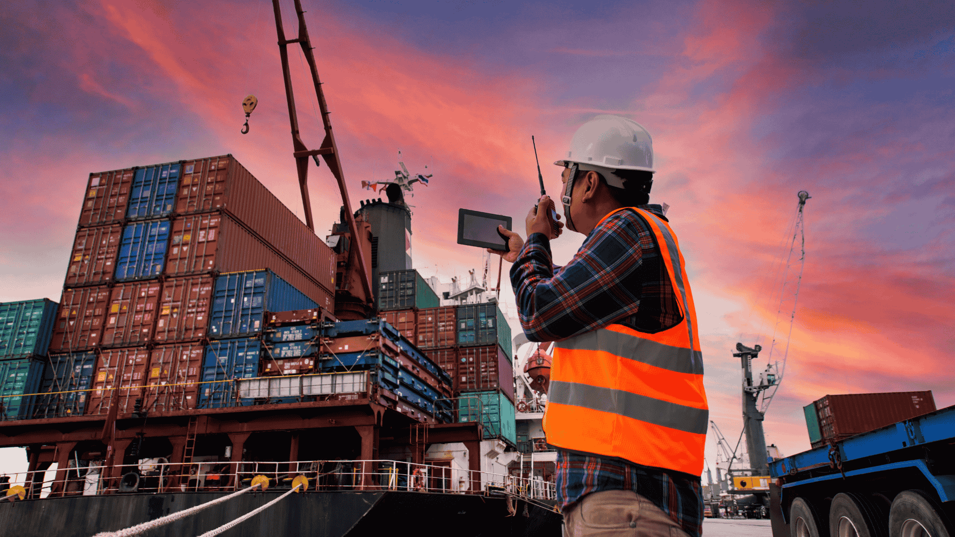 ¿Cómo evitar multas y retrasos en aduanas en Ecuador? Guía práctica para operadores logísticos